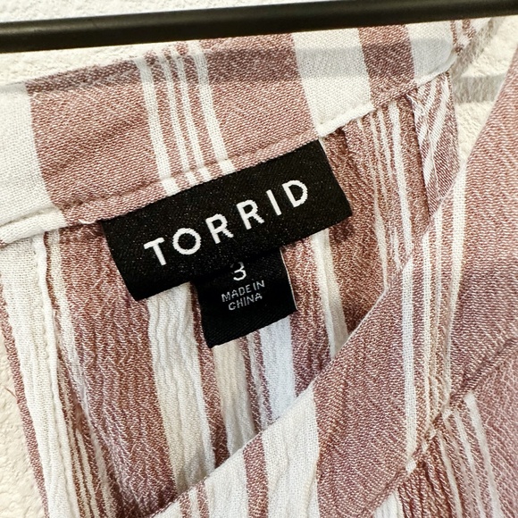 Torrid Keyhole Back High Neck Tank |R6 - Picture 4 of 9